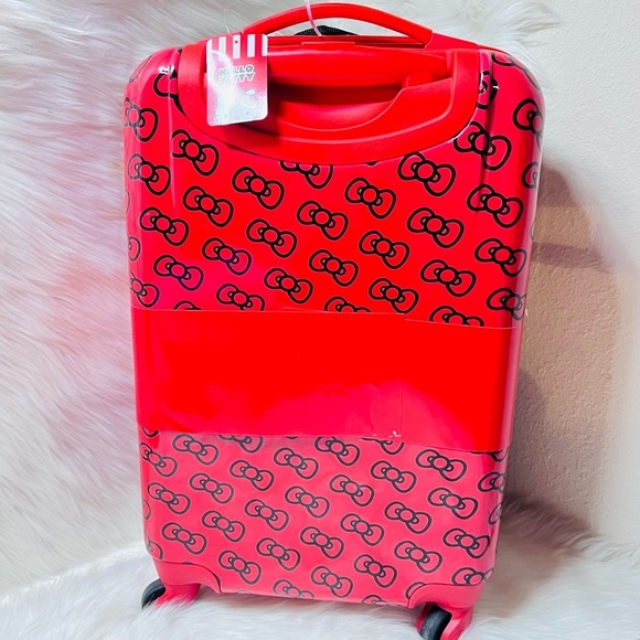 Hello Kitty 6pc Luggage Set - Picture 5 of 5